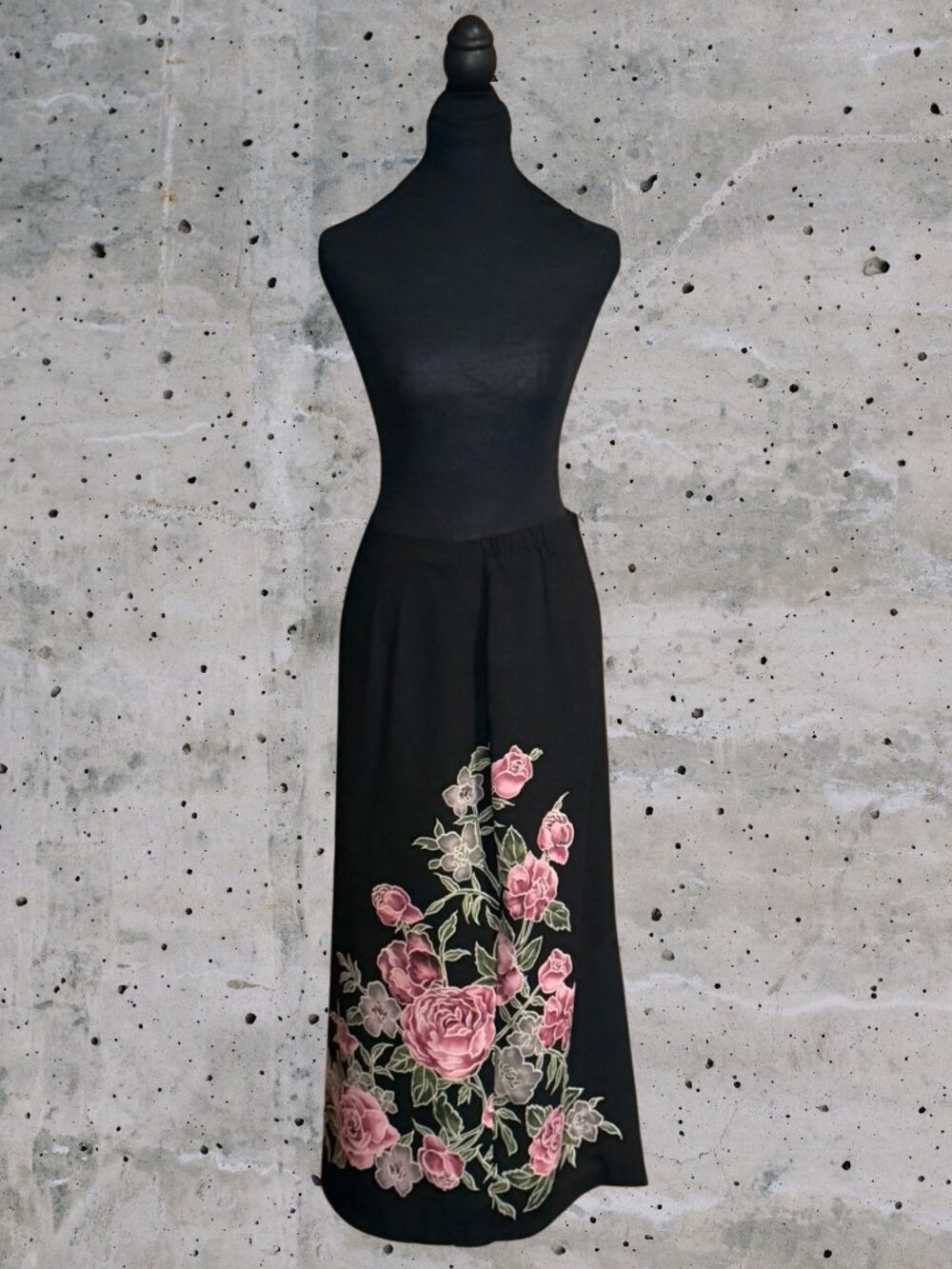 AGB Byer California Women’s Black Skirt with Floral Accents (1226)
